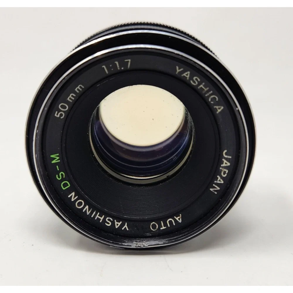 Yashica 50mm f/1.7 Yashinon DS-M Auto Prime Lens M42 Screw Mount 52mm Filter